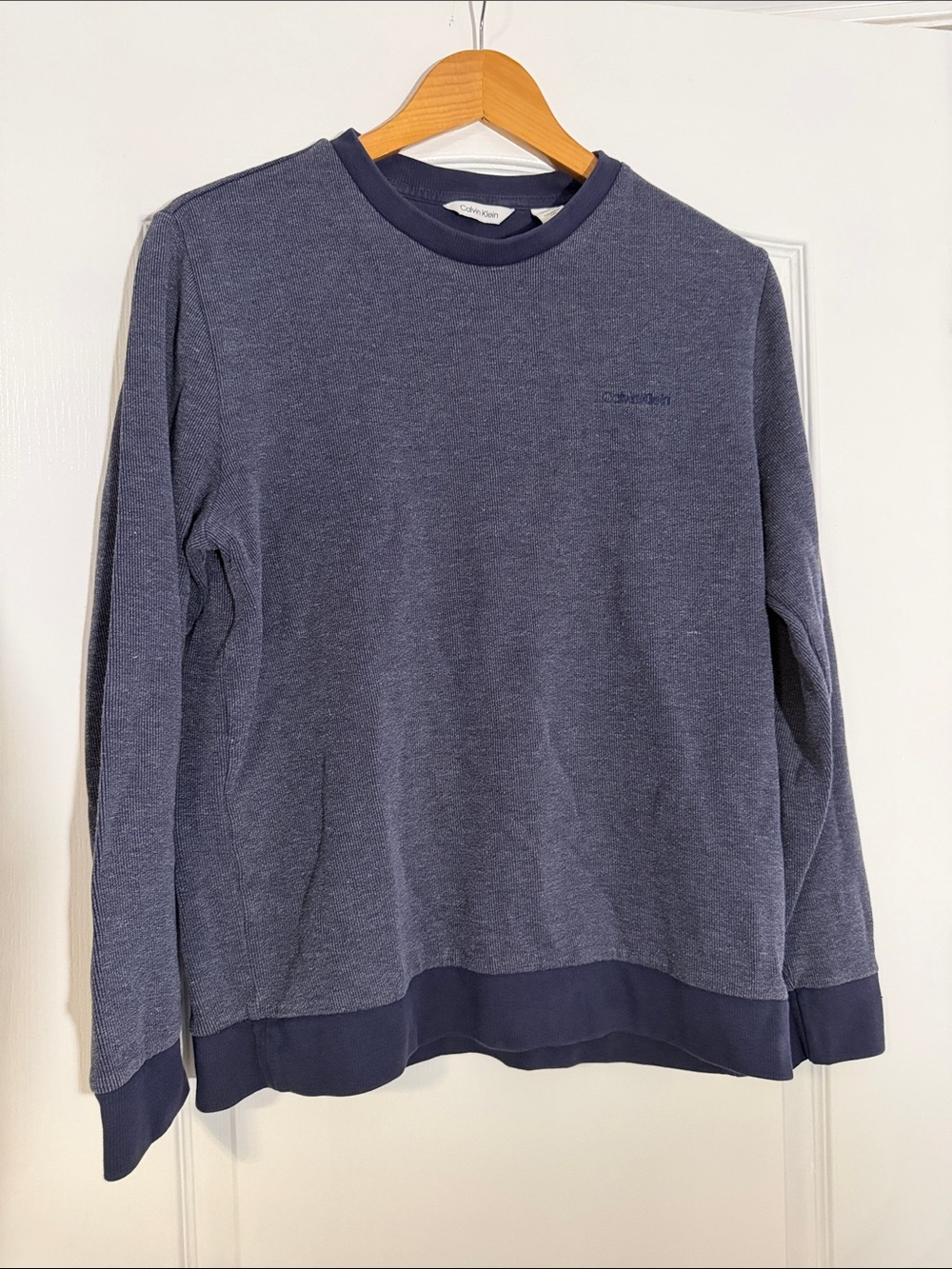 Calvin Klein Blue Textured Long Sleeve Crewneck Sweatshirt Size S